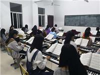 关于加强中职学校形势与政策教育的思考