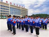 服务同学，服务学校