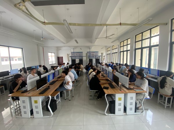 岳阳市巴陵职业技术学校,岳阳软件与信息服务,计算机应用招生