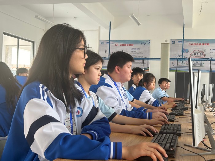 岳阳市巴陵职业技术学校,岳阳软件与信息服务,计算机应用招生
